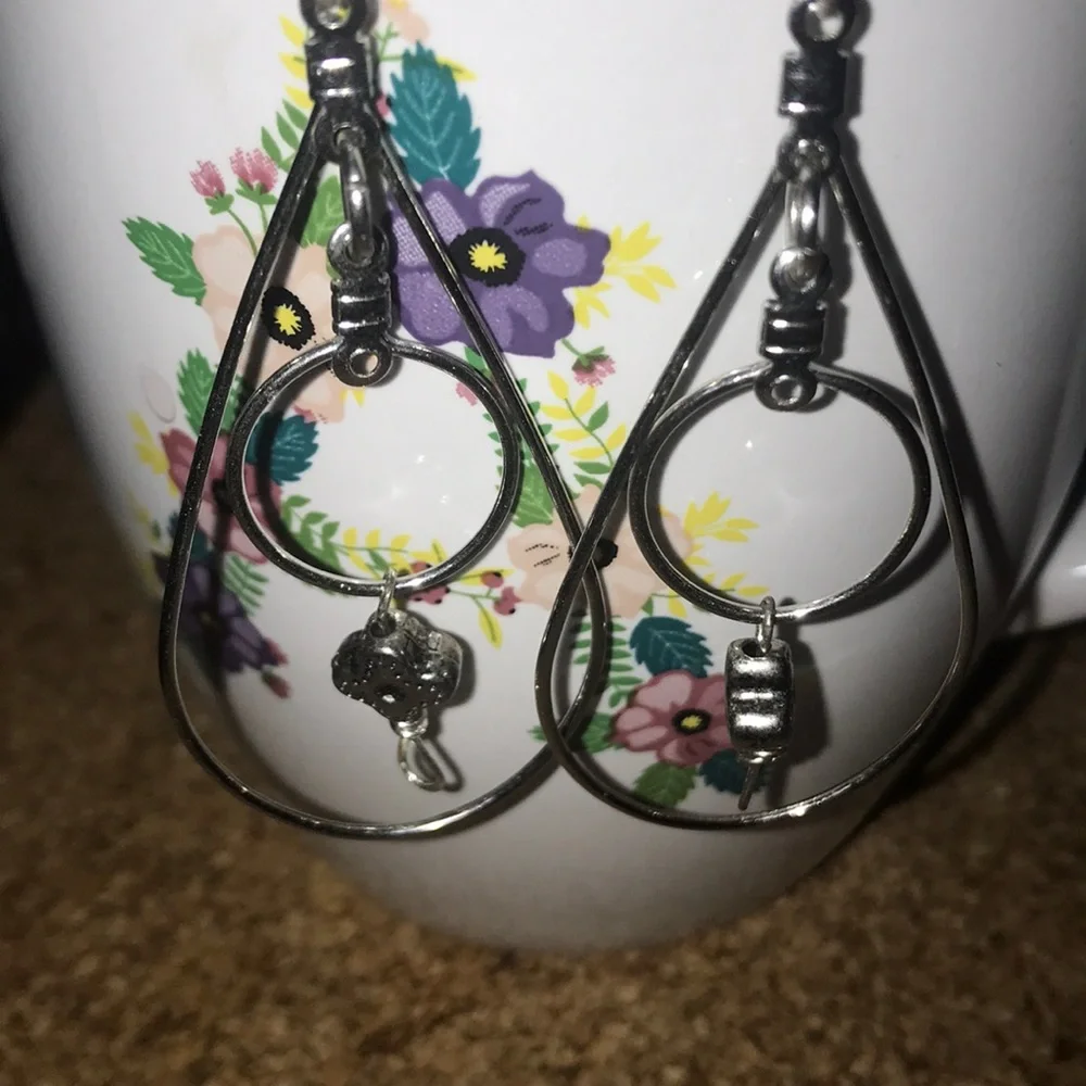 New handmade earrings teardrop silver w clover